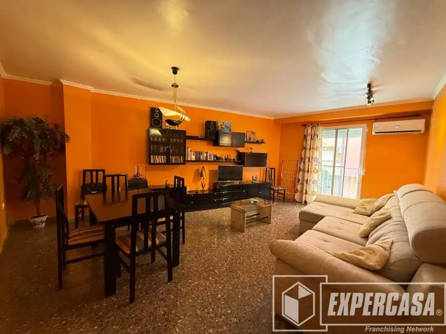 Sala de estar de Piso en venta en Picassent con Aire acondicionado