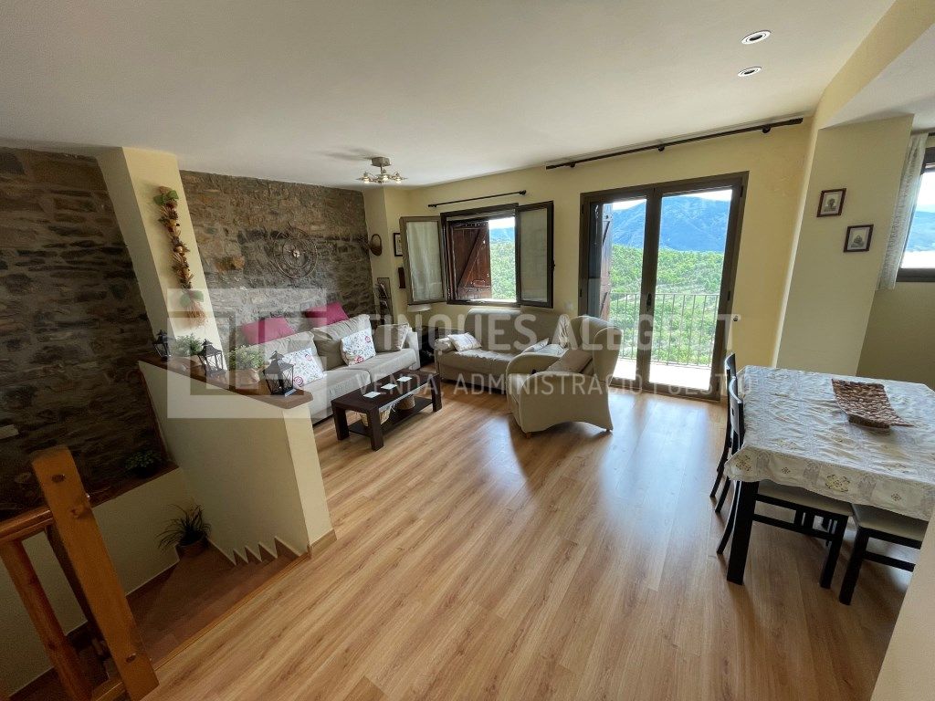 Sala d'estar de Dúplex en venda en Conca de Dalt