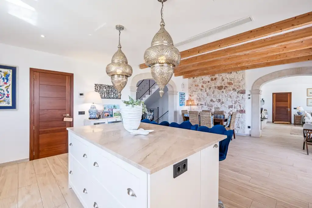 Casa rústica con terraza en venta en Portocolom, imagen 10