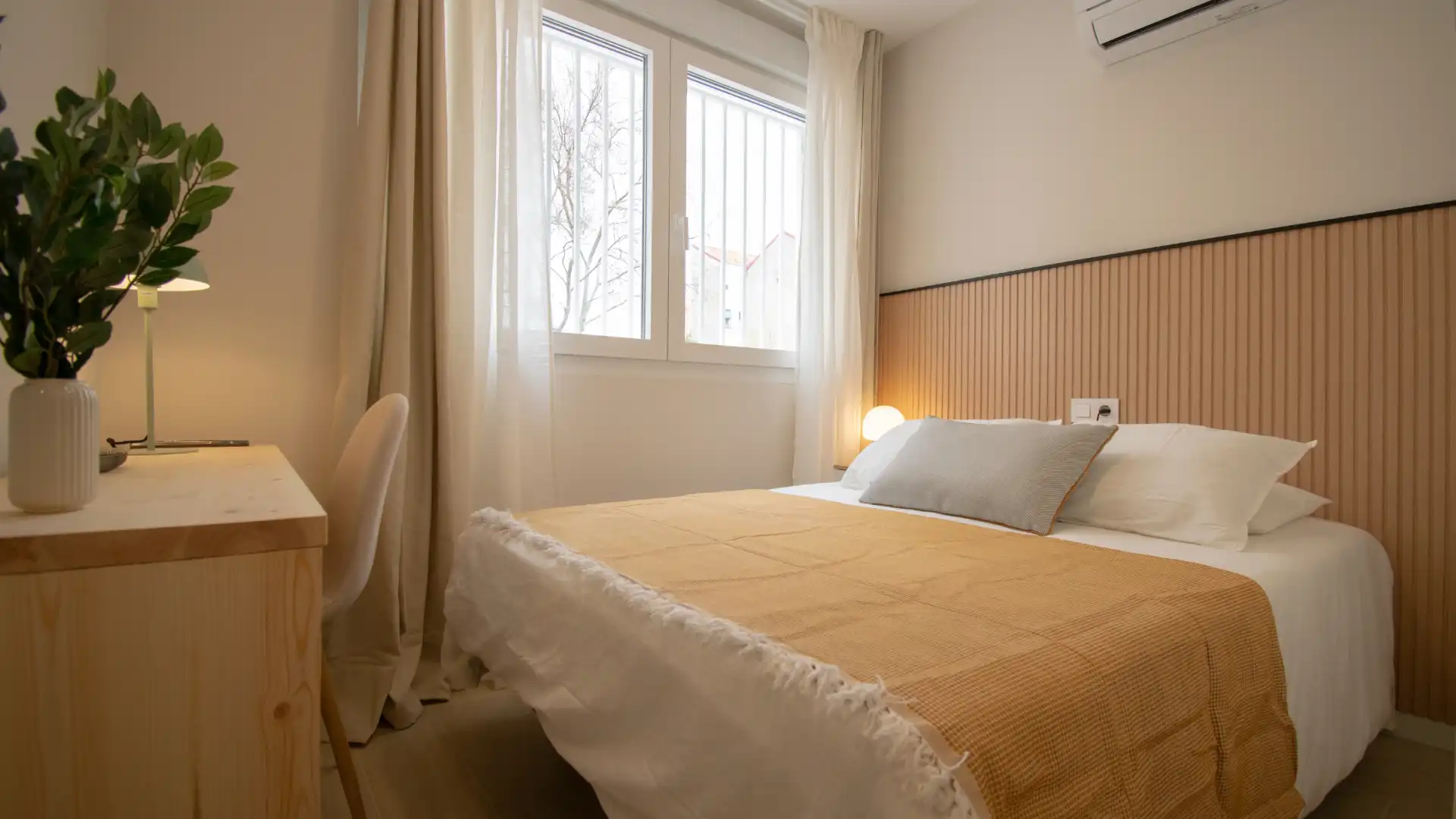 Schlafzimmer von Wohnung zur untervermieten in Madrid mit Klimaanlage, Heizung und Möbliert