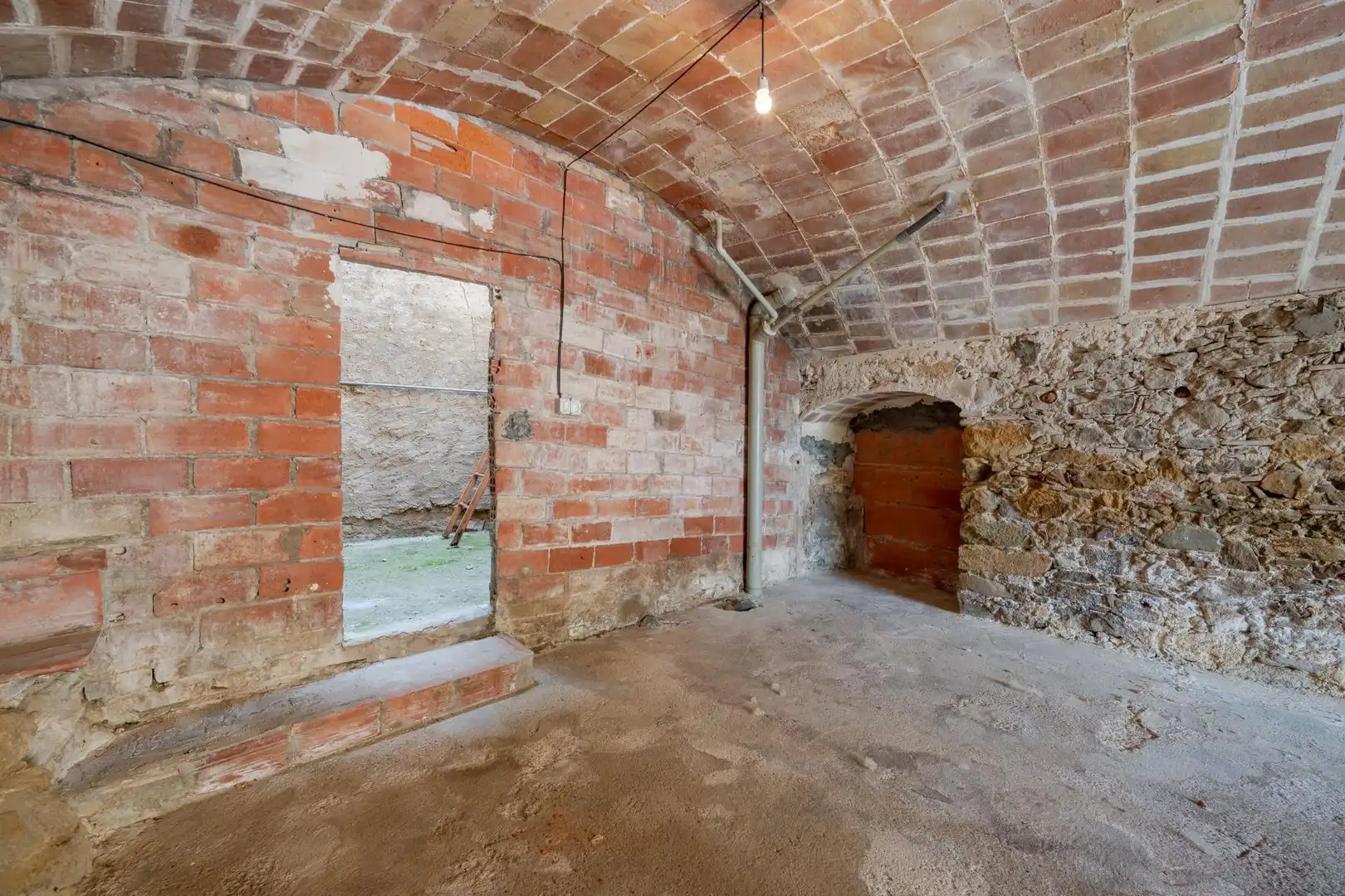 Country homes for sale in Gualta  with Heating, Storage room and Alarm
