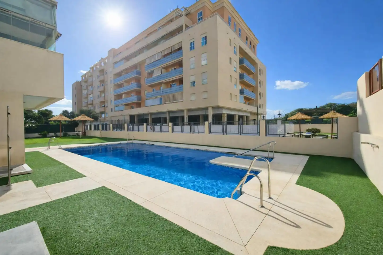 Piso en venta en Calle Kandinsky, El Tejar - Hacienda Bizcochero