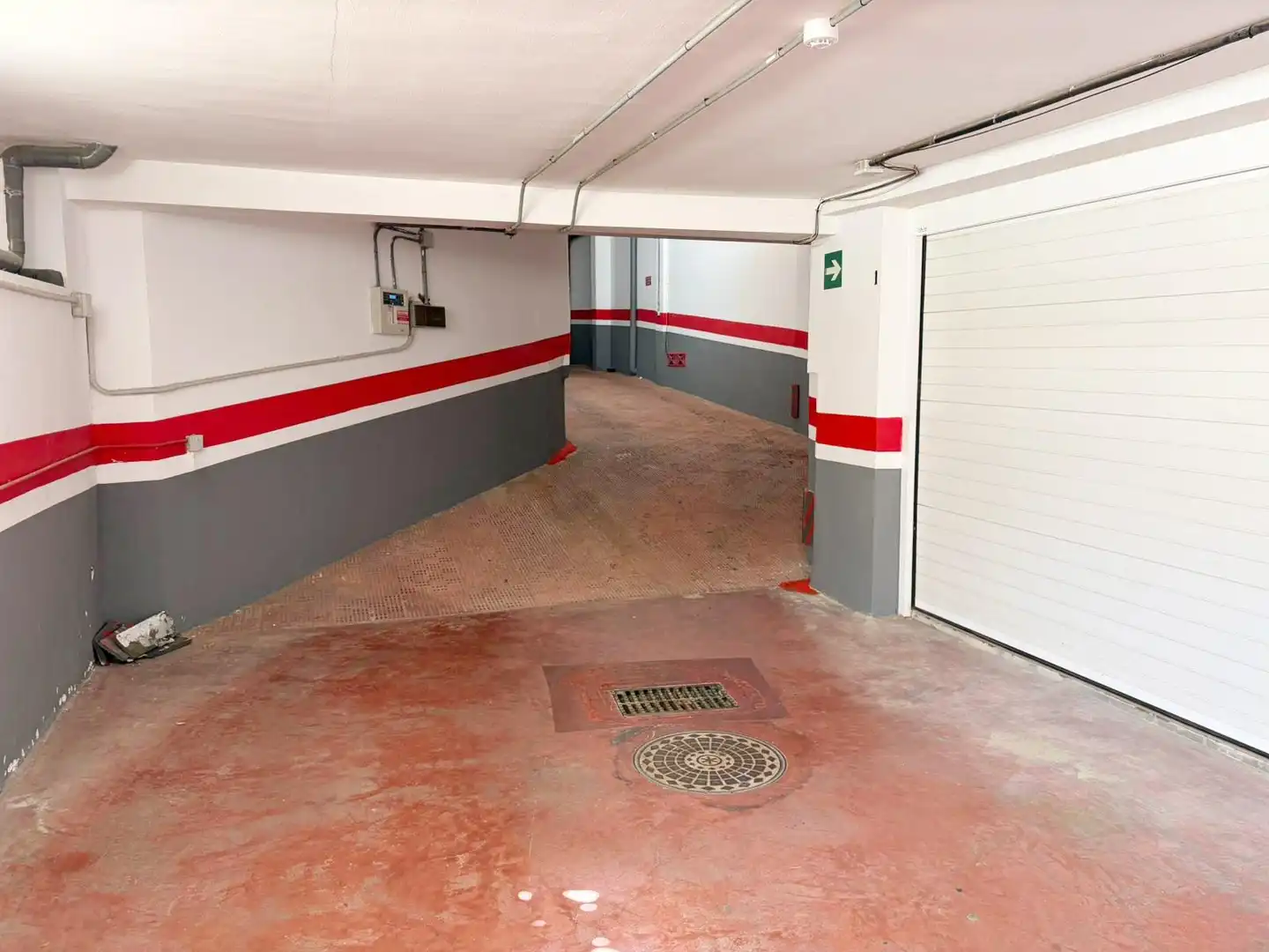 Parking of Duplexes for sale in Almería  with Terrace, Furnished and Balcony