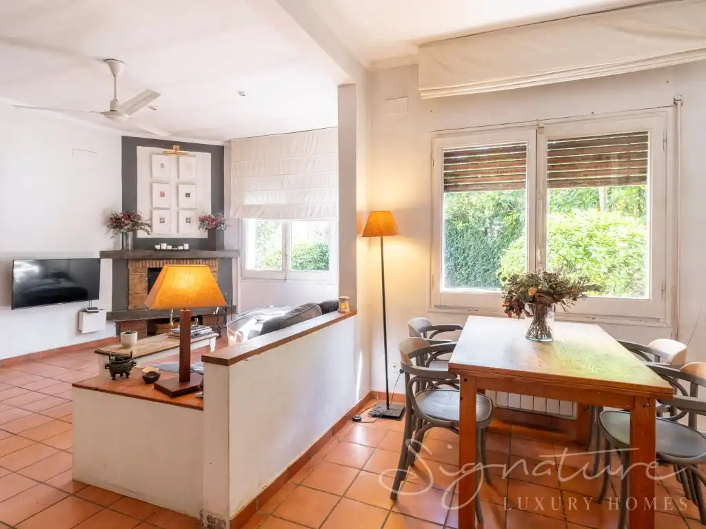 Dining room of Houses for sale in Sant Cugat del Vallès