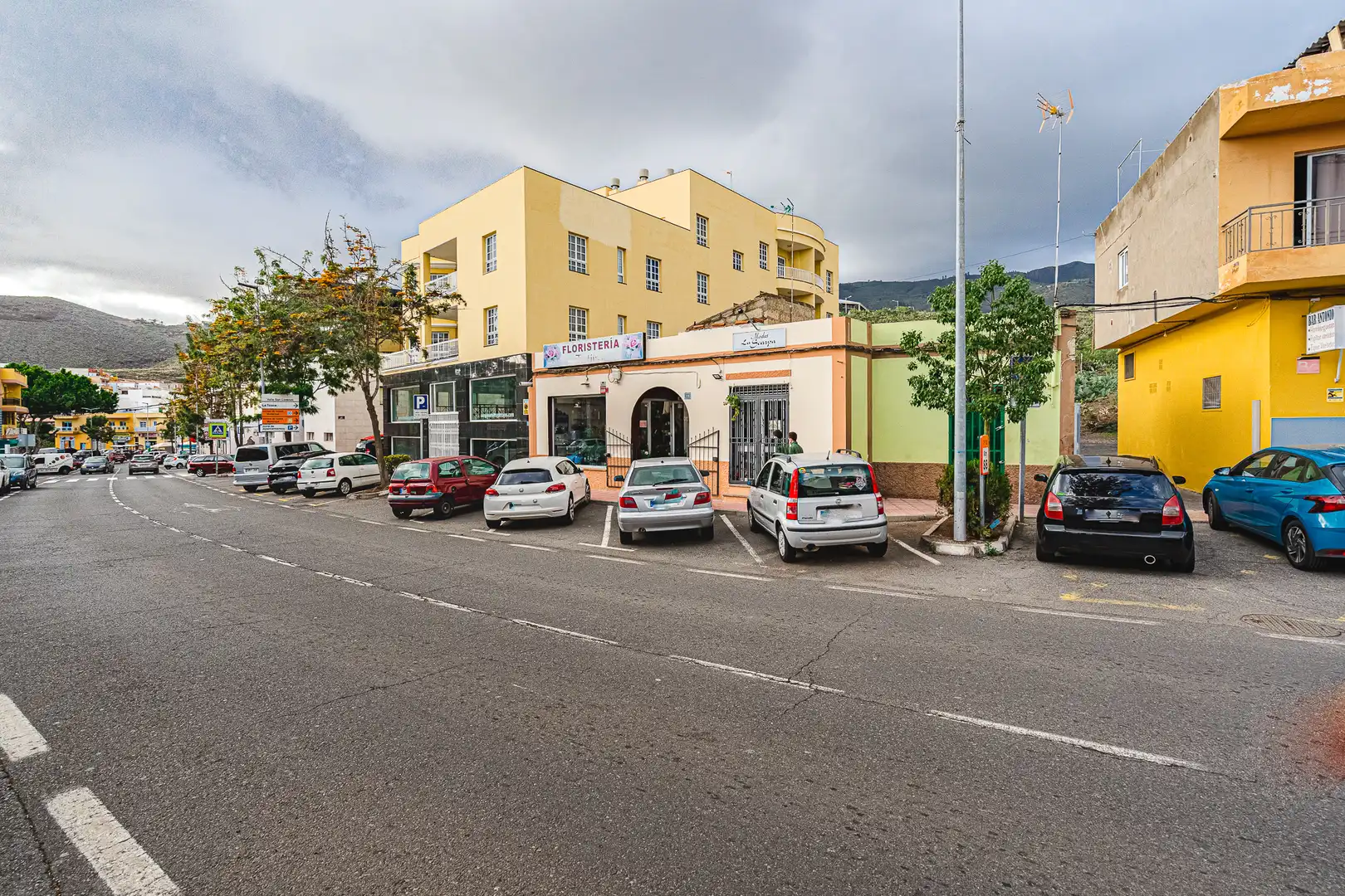 Außenansicht von Residential zum Verkauf in Arona