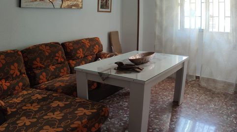 Foto 3 de Piso de alquiler en Avenida de Andalucía, 28b, La Zarzuela - San José - Belén, Linares