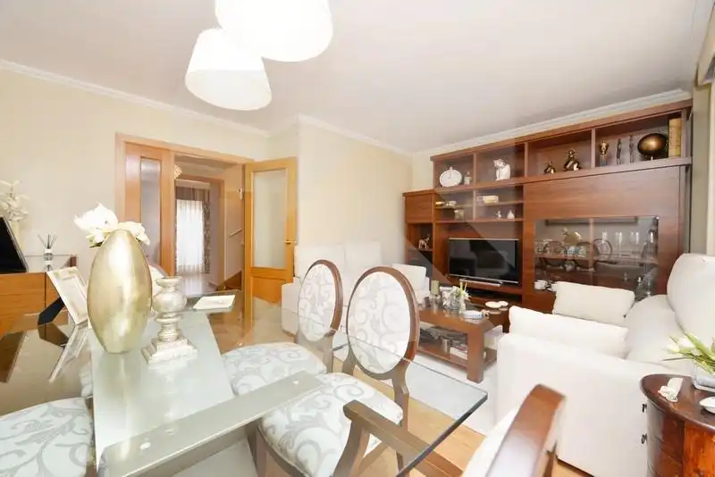 Sala de estar de Ático en venta en Valdemoro con Aire acondicionado, Calefacción y Terraza
