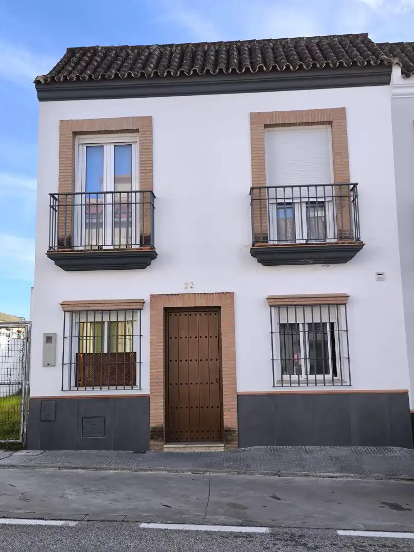 Adossat en venda a Calle Victoria Kent 22