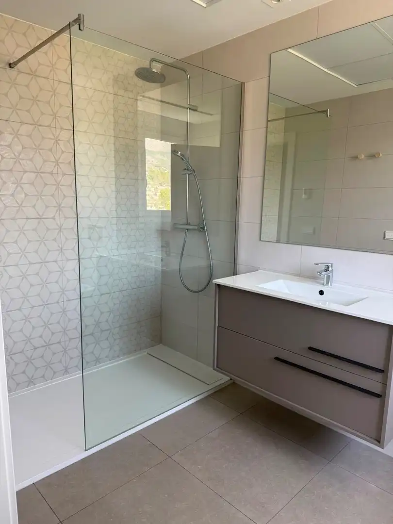 Bathroom of Houses for rent in Finestrat  with Air Conditioner, Heating and Private garden