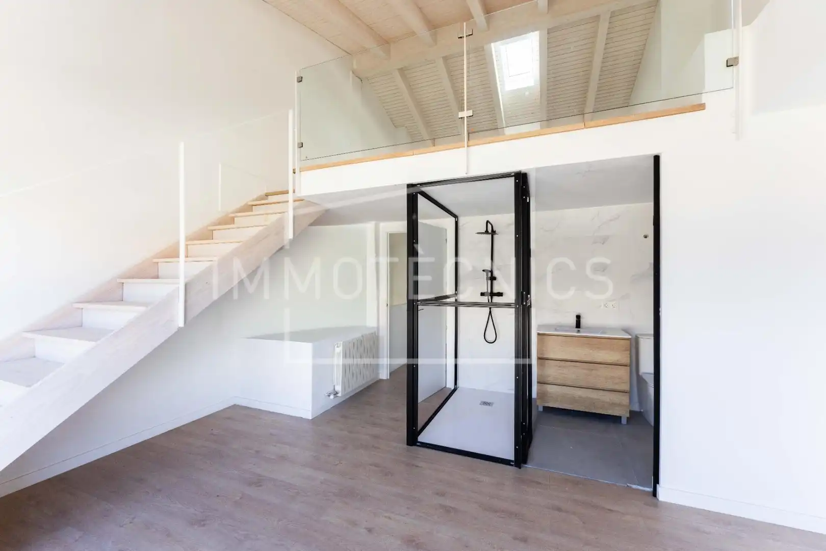 Adosado con jardín en venta en Carrer TURO DE L'HOME, imagen 14