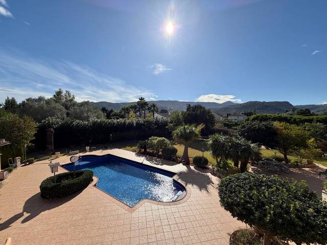 Casa-chalet en Venta en Pedreguer