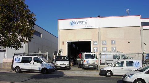 Nave industrial en primera línea del Polígono Les Tapies!!!