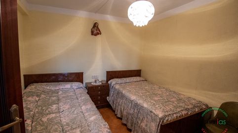 Foto 4 de Casa adosada en venda a Al Ambas, 25, Parroquias suroccidentales, Villaviciosa