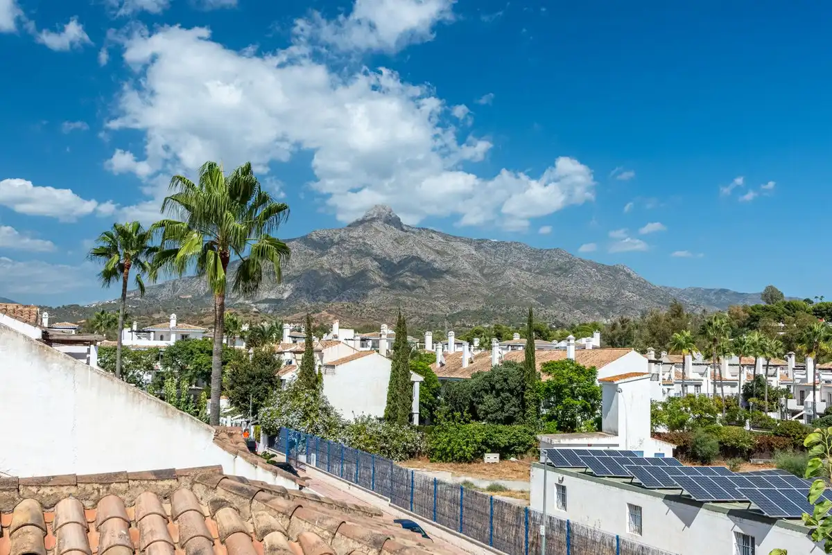 Adossat en venda a Nueva Andalucía, imagen 2