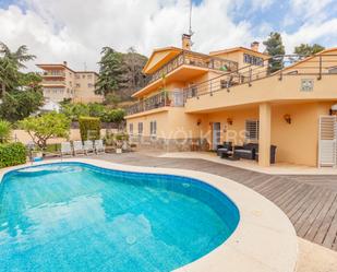 Exterior view of House or chalet for sale in Mataró  with Air Conditioner, Heating and Private garden