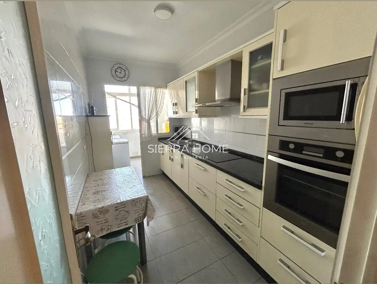 Cuina de Dúplex en venda en Cádiz amb Terrassa