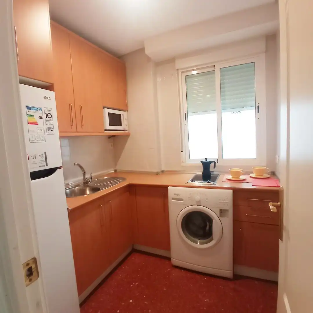 Appartamento con ascensore in affitto a Centro, imagen 6