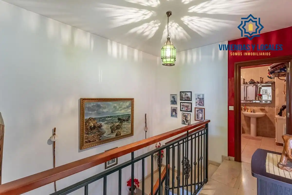 Casa aparellada amb terrassa en venda a Camino Camino Cementerio, imagen 16