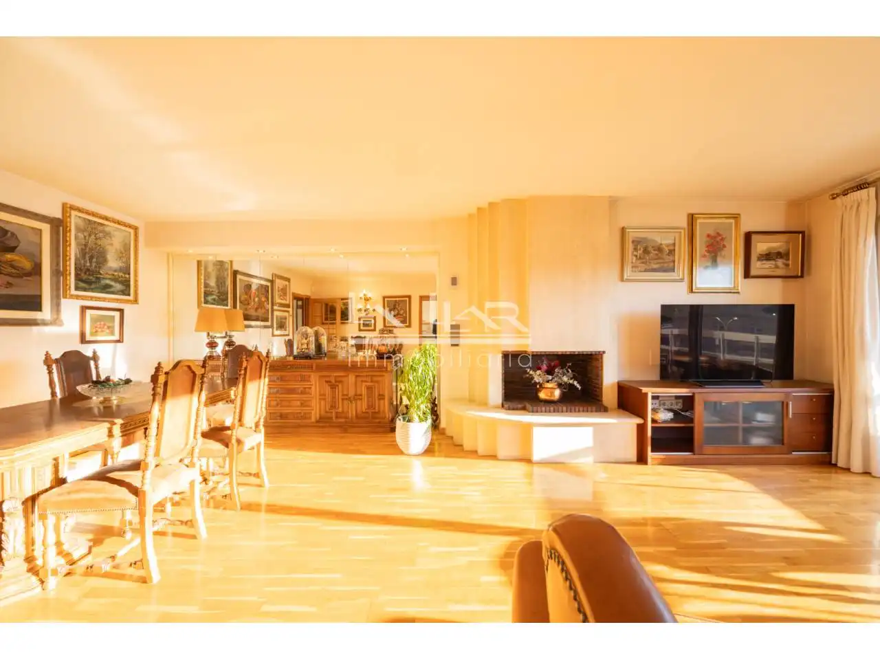 Sala d'estar de Pis en venda en Vic amb Aire condicionat, Calefacció i Parquet