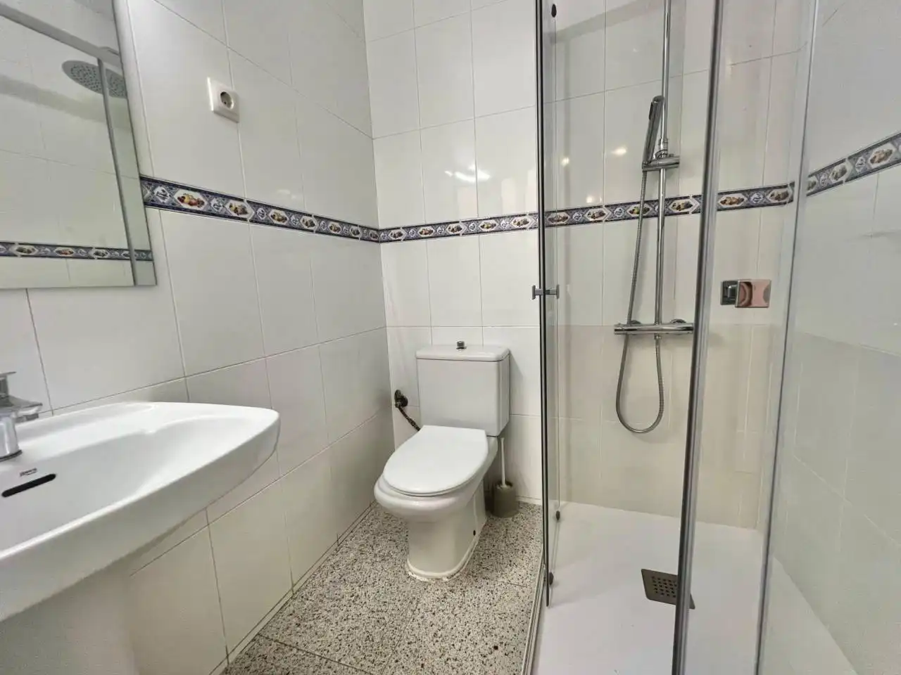 Badezimmer von Wohnung zur Miete in Barcelona mit Terrasse und Möbliert