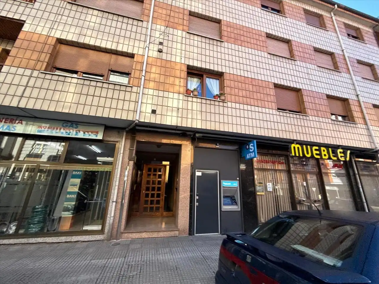 Vista exterior de Pis en venda en Aller amb Calefacció i Parquet