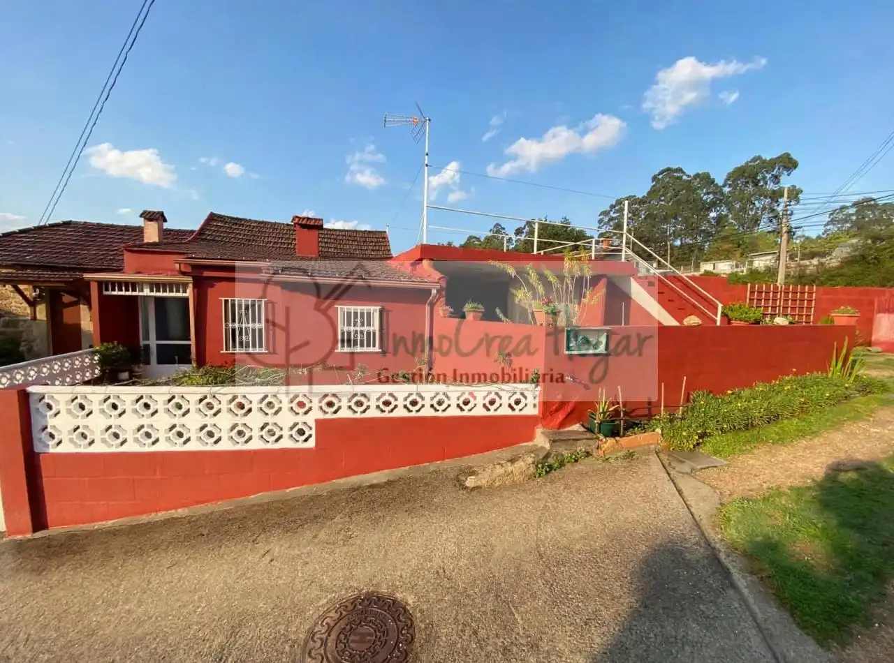 Casa en venta en Valadares - Beade