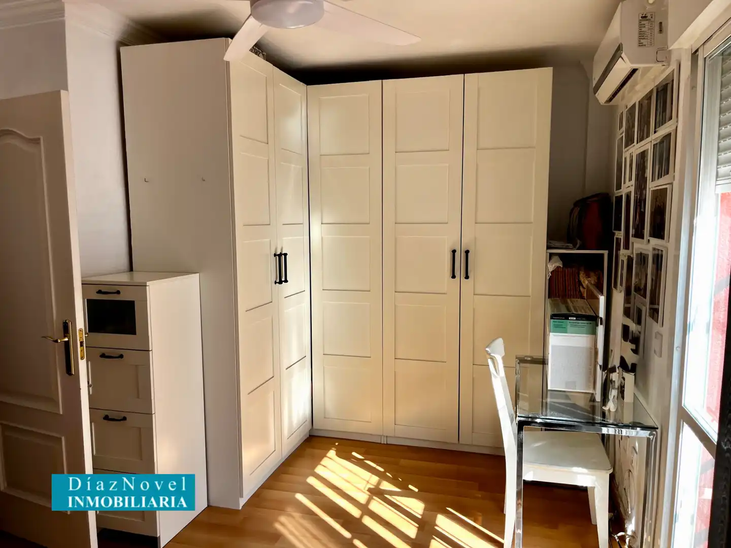 Schlafzimmer von Einfamilien-Reihenhaus zum Verkauf in Vélez-Málaga mit Klimaanlage, Heizung und Parkett