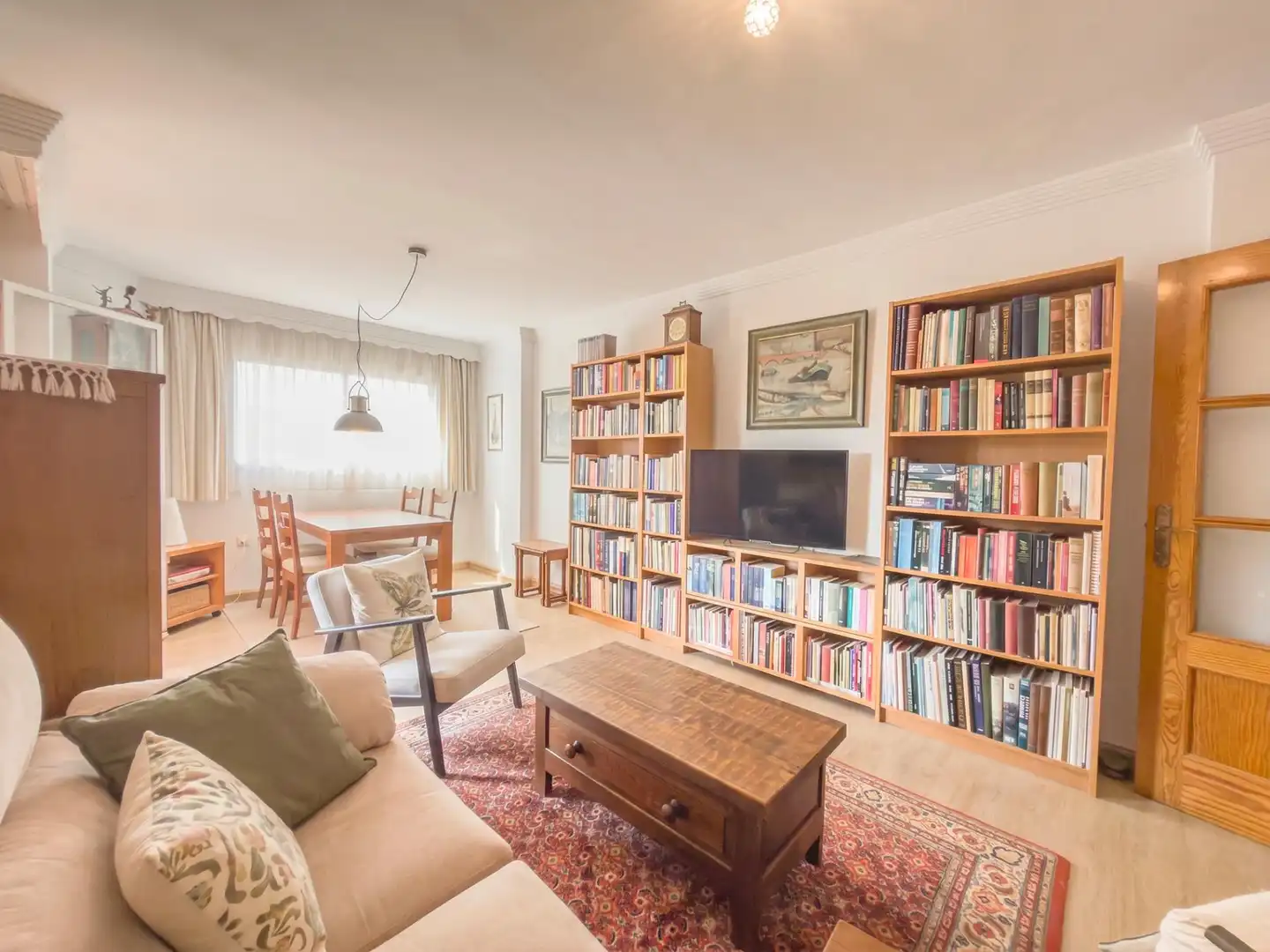 Sala de estar de Piso en venta en Estepona con Terraza y Balcón