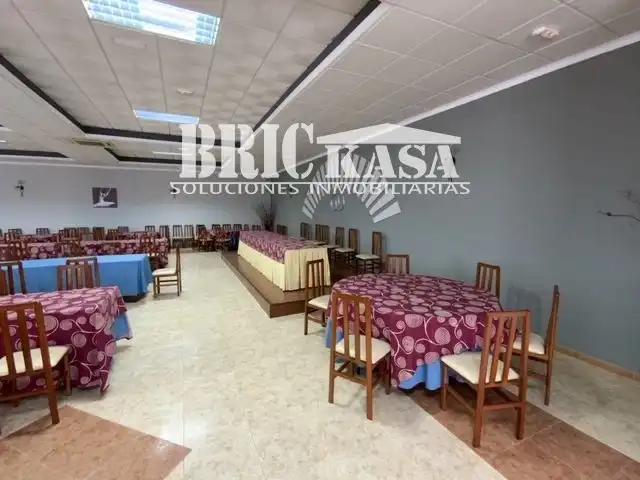Local en venta en Torrejoncillo con Aire acondicionado