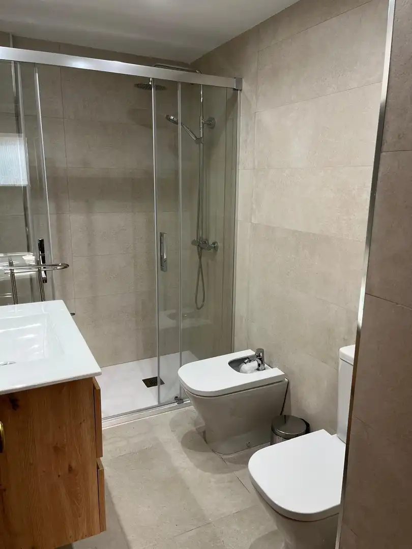 Bathroom of Flat for rent in Córdoba  with Air Conditioner, Terrace and Furnished