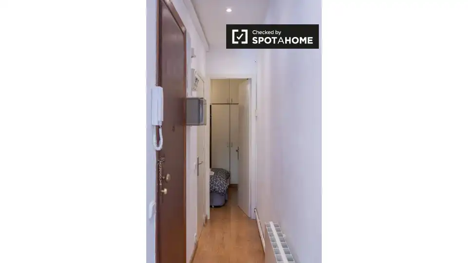 Wohnung zur Miete in Barcelona mit Klimaanlage, Heizung und Möbliert