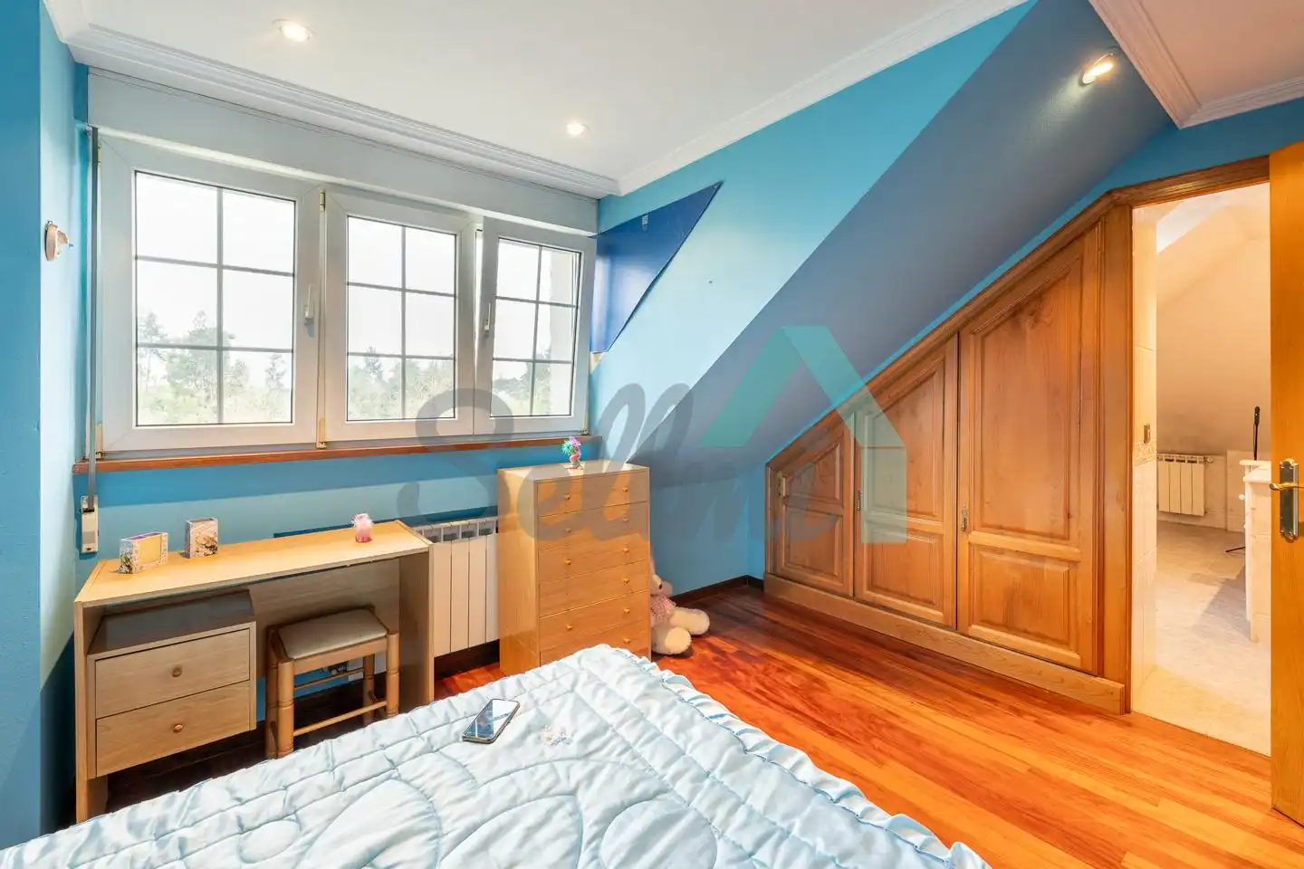 Habitación de Casa adosada en venta en El Franco  con Calefacción, Jardín privado y Parquet