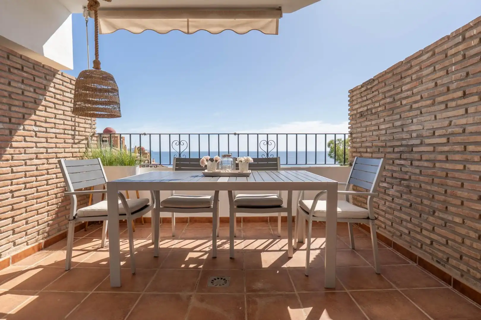 Terraza de Apartamento en venta en Almuñécar con Jardín privado, Terraza y Piscina comunitaria