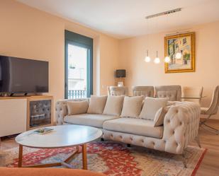 Sala d'estar de Pis de lloguer en Sant Feliu de Guíxols amb Aire condicionat i Balcó