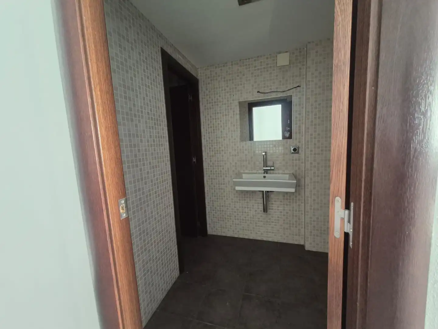 Baño de Local en venta en Barcelona