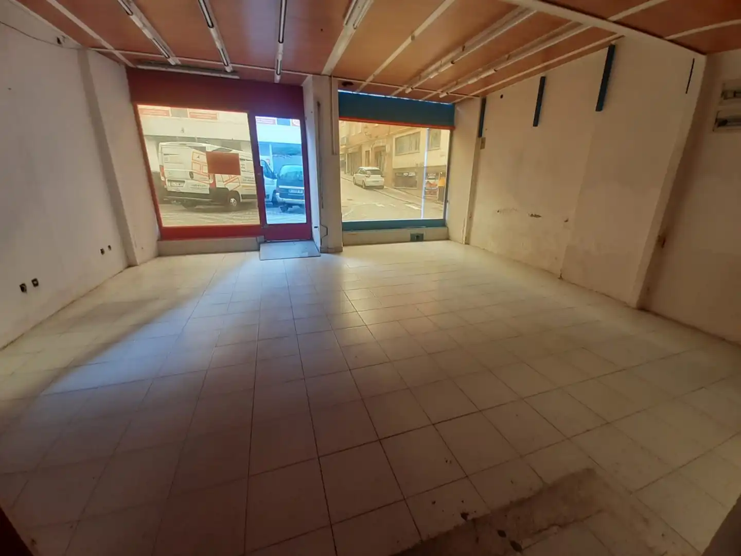 Local comercial en venda a Casco Antiguo, imagen 5