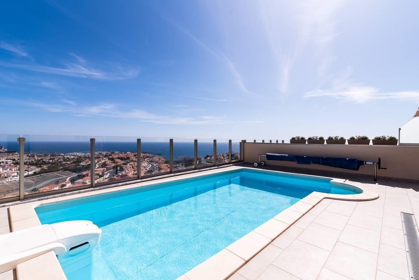 Piscina de Apartament en venda en Mogán amb Terrassa, Traster i Piscina