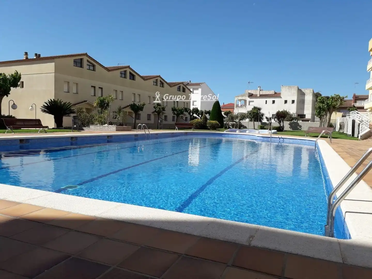 Swimming pool of Flat for sale in Torredembarra  with Air Conditioner, Heating and Terrace