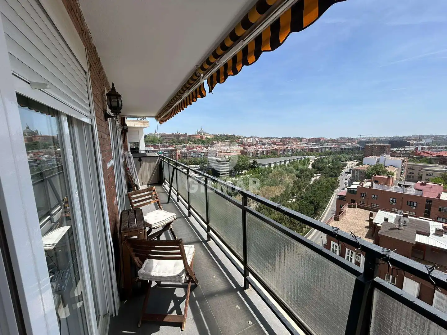 Exterior view of Flat for rent in Madrid  with Heating and Balcony