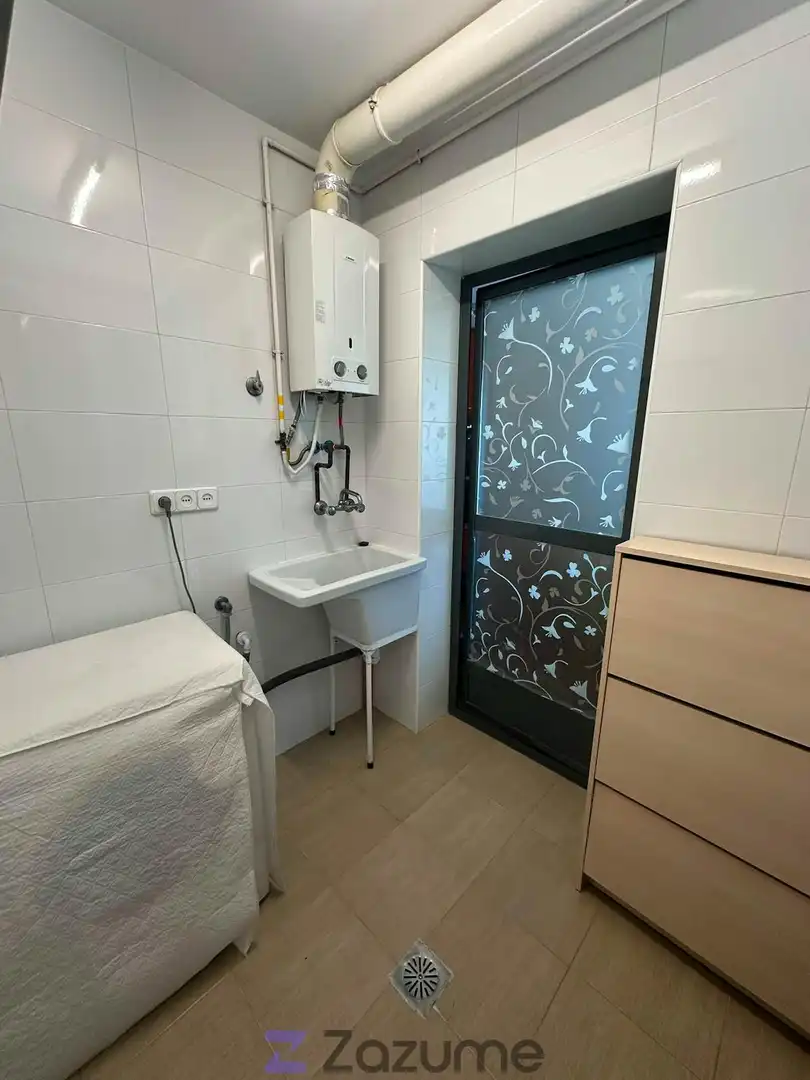 Bathroom of Flat for rent in Murcia  with Air Conditioner, Private garden and Swimming Pool