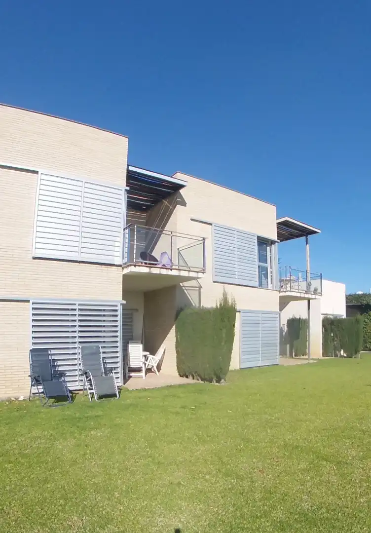 Vista exterior de Planta baixa en venda en L'Ampolla amb Aire condicionat, Calefacció i Forn