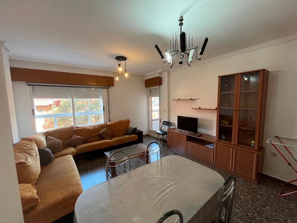 Pis de lloguer a Calle Ciudad Real, Parque Sur