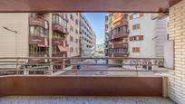 Vista exterior de Pis en venda en Benidorm amb Terrassa