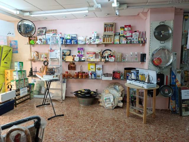 Local comercial en Venta en Carrer de Benàrab, 5 en Parque Geólogo José Royo Gómez