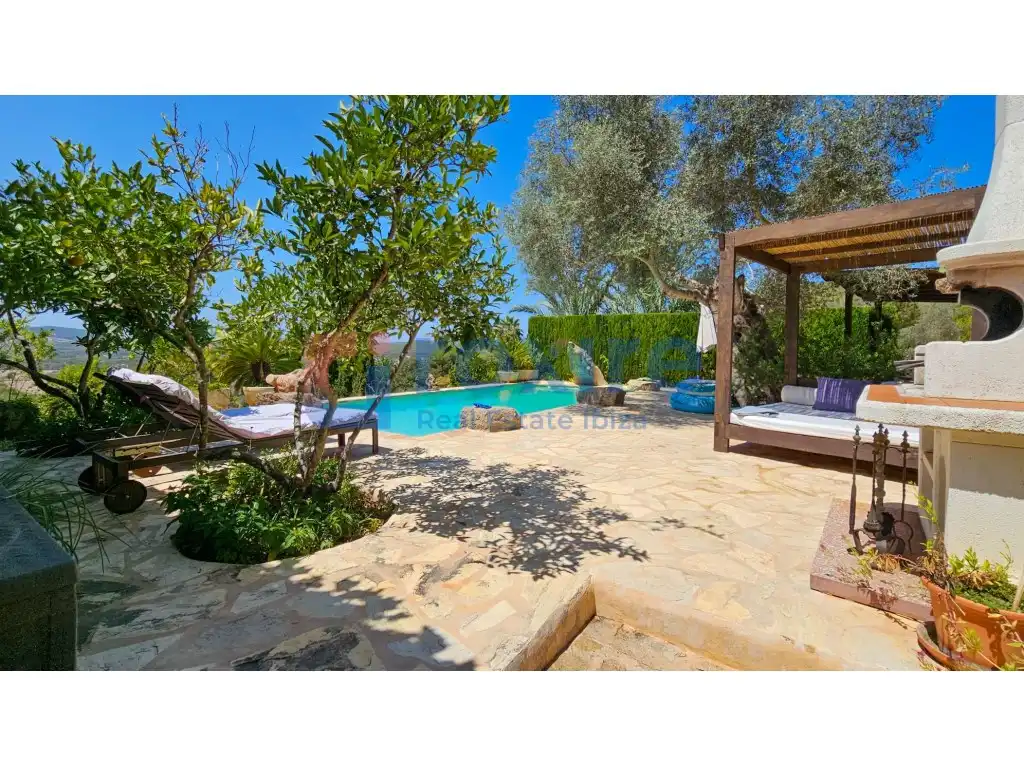 Jardí de Casa o xalet de lloguer en Sant Joan de Labritja amb Aire condicionat, Calefacció i Jardí privat
