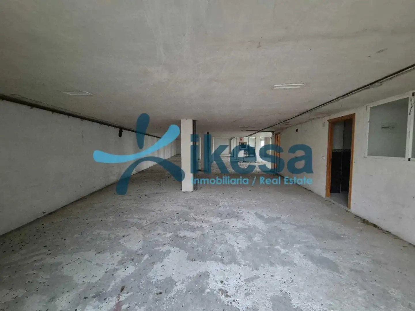 Business premises for sale in Santa Cruz del Comercio, imagen 2