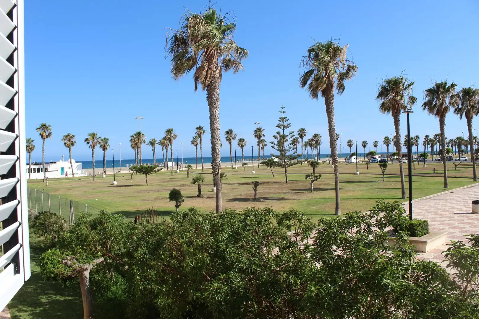 Vista exterior de Apartamento en venta en Roquetas de Mar con Jardín privado, Trastero y Amueblado