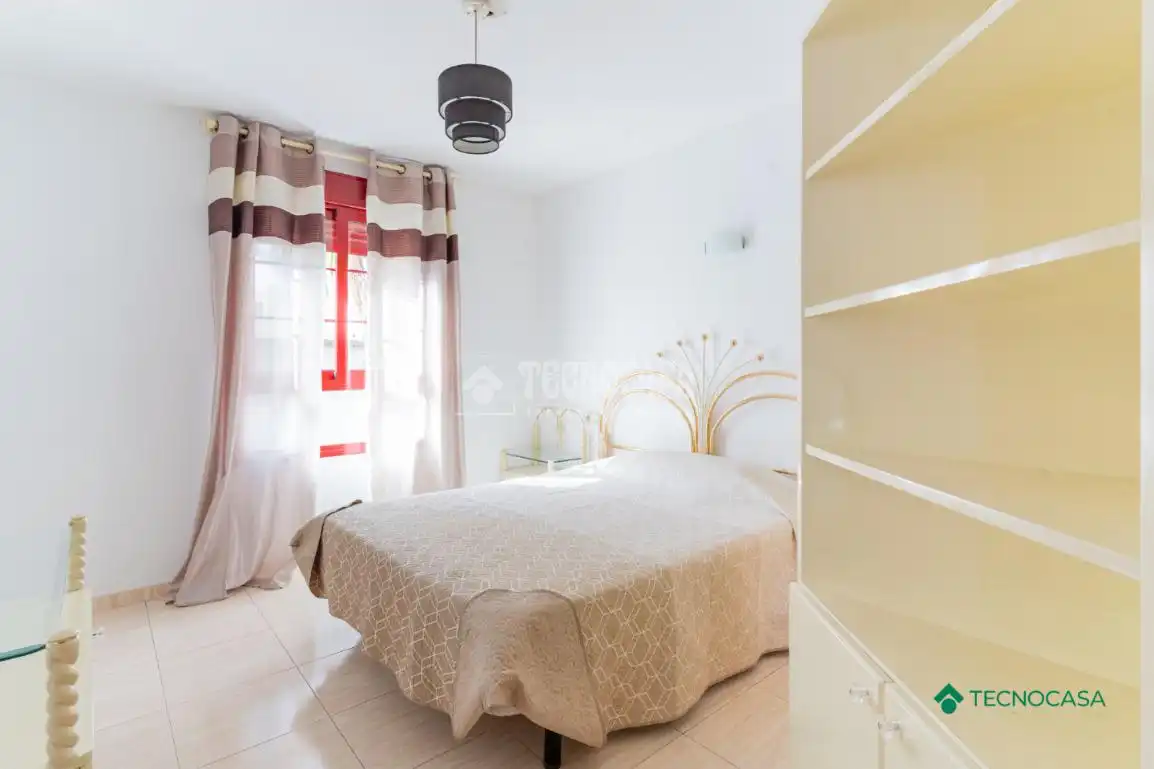 Bedroom of Flat for sale in Roquetas de Mar  with Furnished and Balcony