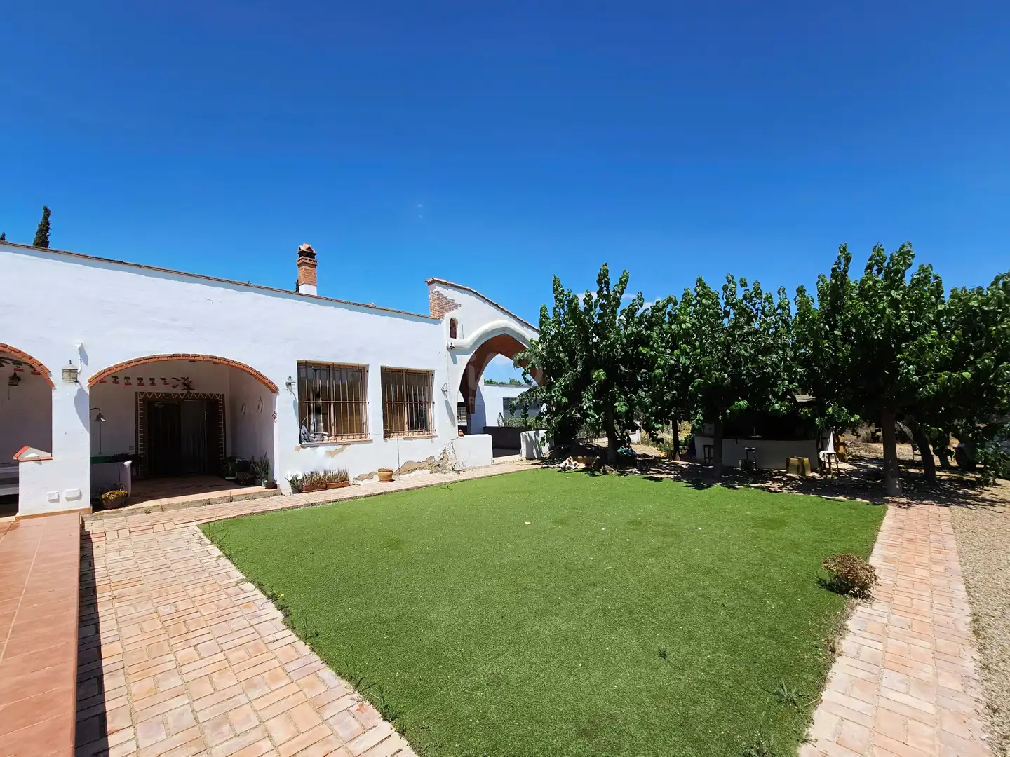 Jardí de Finca rústica en venda en Montbrió del Camp amb Aire condicionat, Calefacció i Terrassa