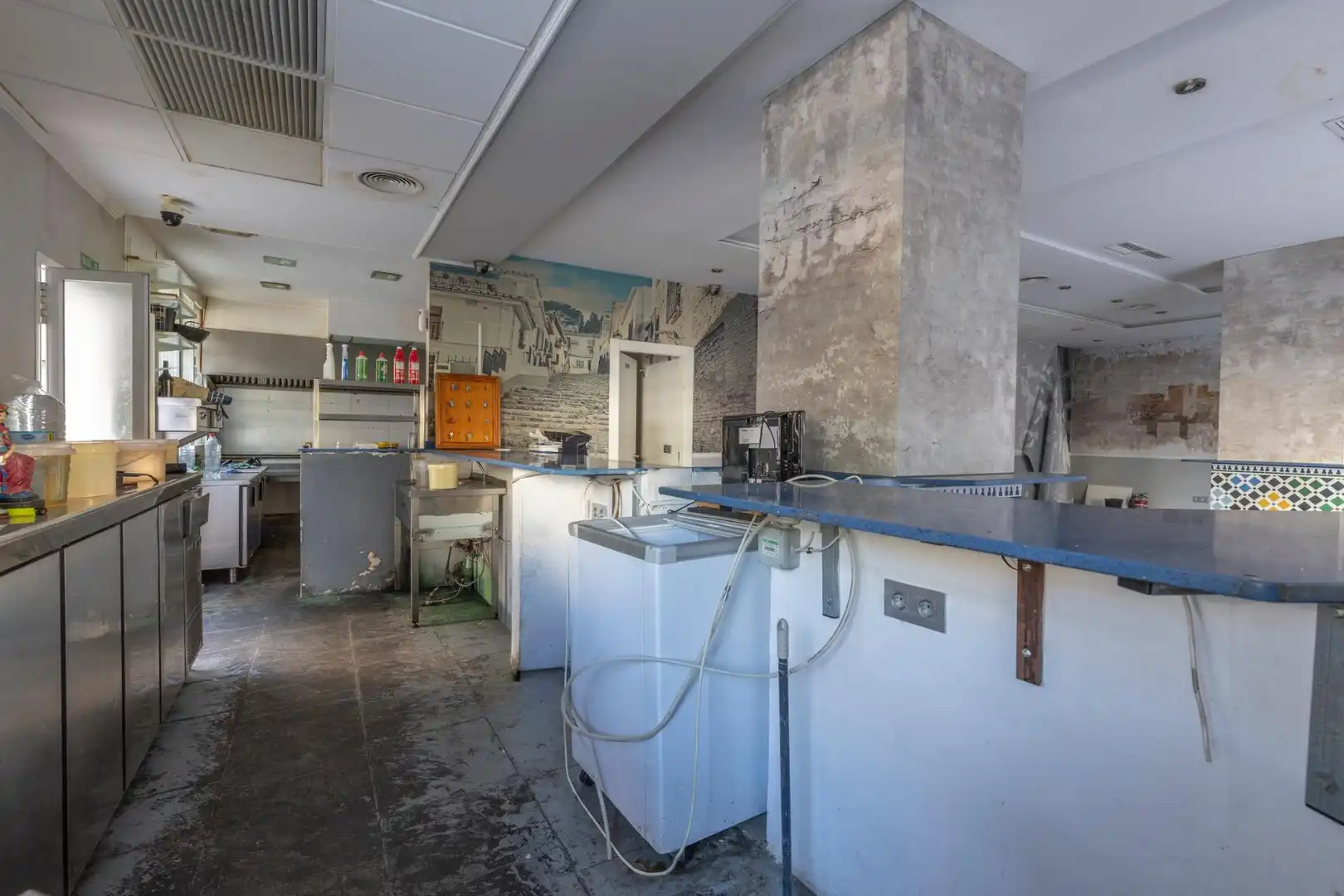 Kitchen of Commercial properties for sale in Granada  with Air Conditioner and Furnished